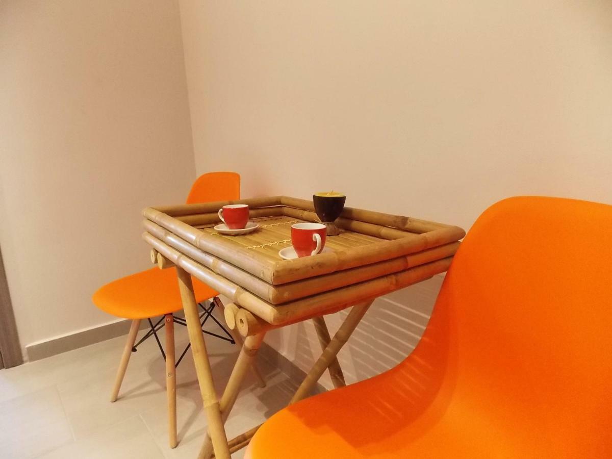 Iria'S Luxury Apartments 利迈纳里亚 外观 照片
